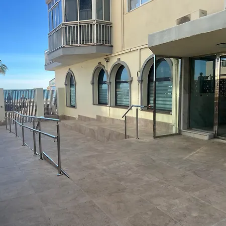 Apartamento Paradise On The Seafront In