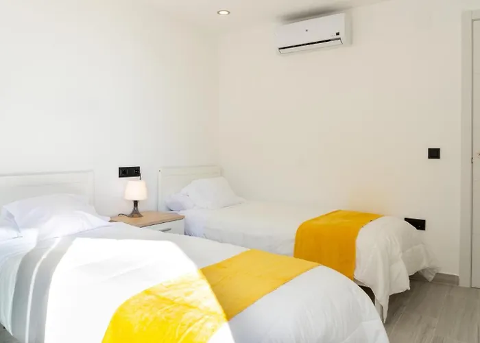 Paradise On The Seafront In Apartamento