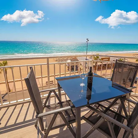 Paradise On The Seafront In Апартаменти