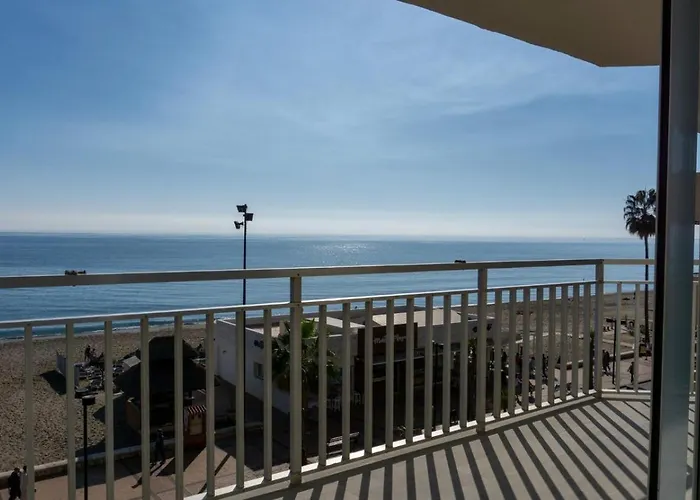 Paradise On The Seafront In Apartment *